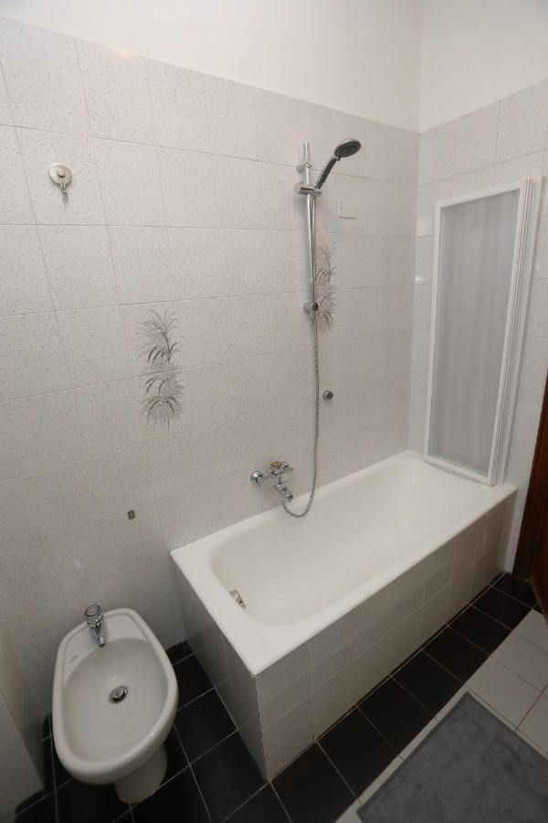 세스트리레반떼 Dalla Nonna Casa Vacanze 아파트 외부 사진